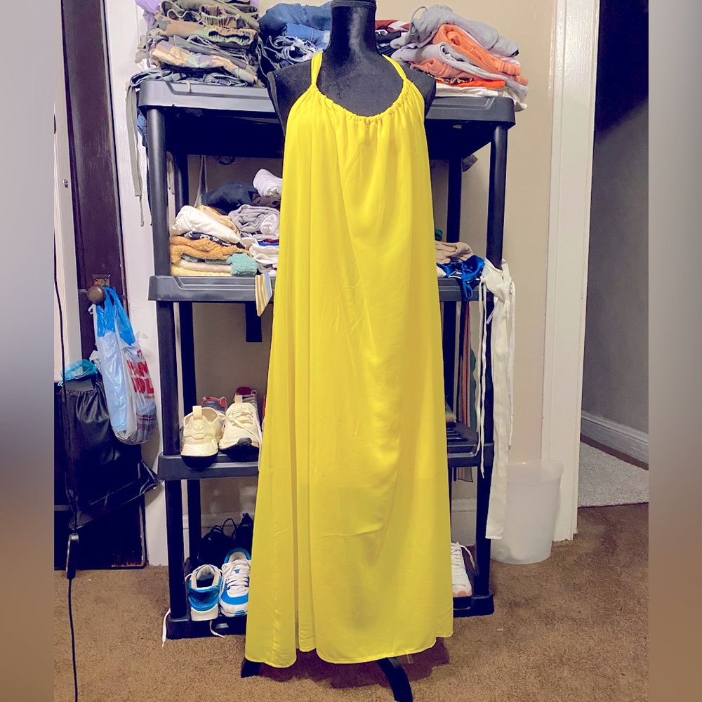 Lemonade Maxie Loose Backless Halter Dress w/side pockets, Size: Small